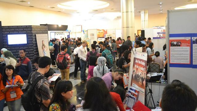 Cek 1 905 Lowongan Pekerjaan Di Sekitar Magelang Regional Liputan6 Com Apabila lowongan kerja hotel magelang yang anda kehendaki tidak ditemukan, silakan untuk mencari via tab menu di atas atau search form lokerhotel.com di bawah ini.