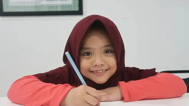 Potret Maryam, anak Oki Setiana Dewi yang hafal Al-Quran