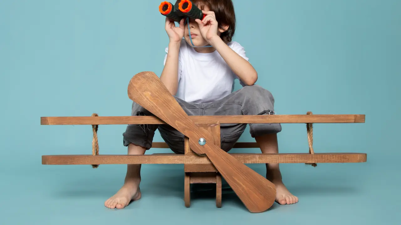 Moms, Anakmu Sering Berkhayal? Begini Dampak Positif di Baliknya [Dok/freepik.com]