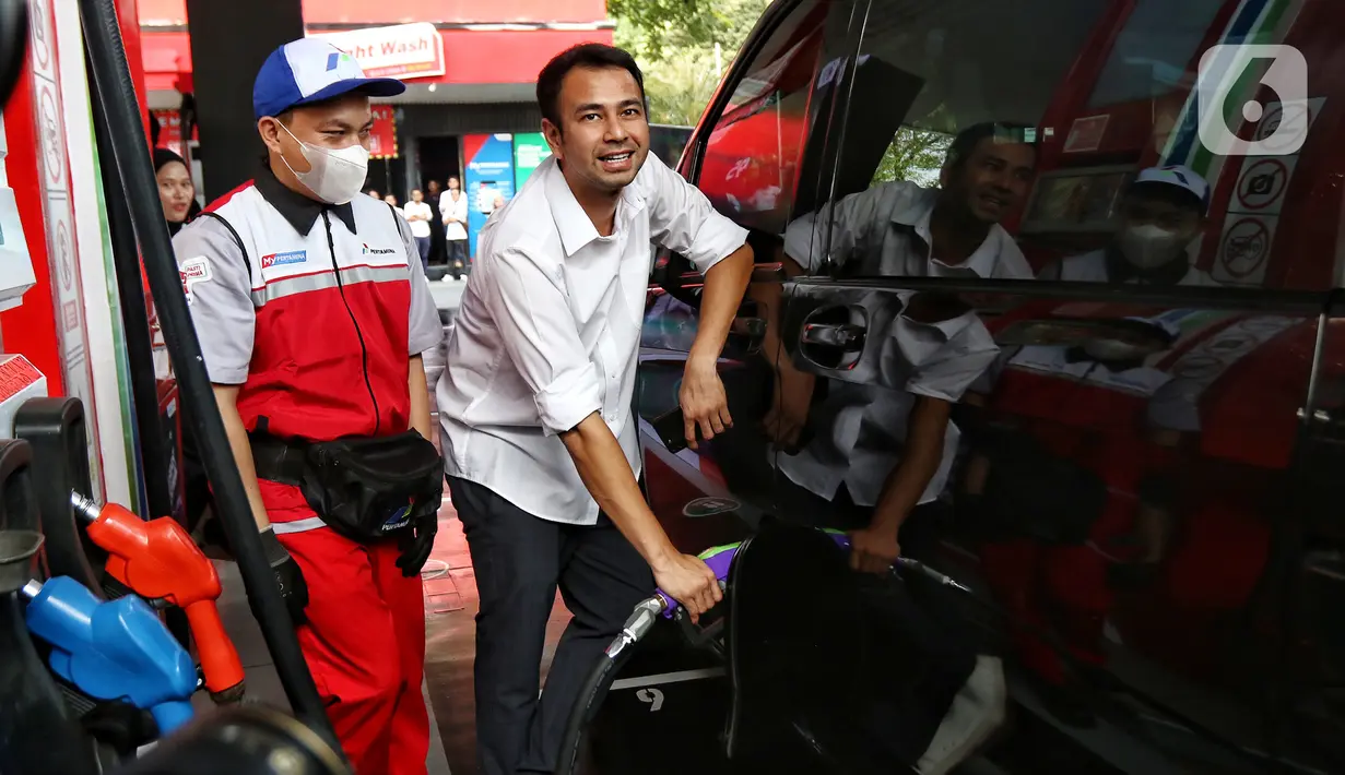 PT Pertamina (Persero) resmi menjual Pertamax Green 95 mulai hari ini. Hal ini ditandai dengan peluncuran BBM RON 95.  (Liputan6.com/Angga Yuniar)