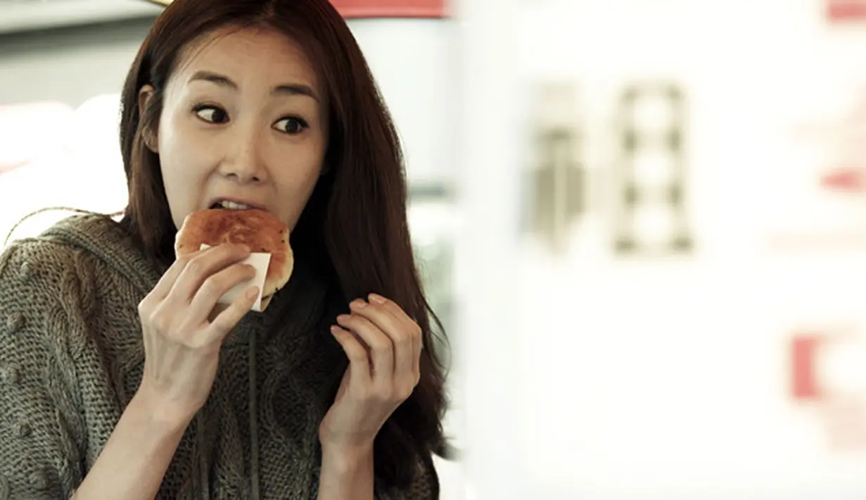 Menurut The Fact, aktris berusia 43 tahun itu menikah secara diam-diam di Seoul. Suami dari Choi Ji Woo bukan dari kalangan selebriti dan berprofesi sebagai pekerja kantoran. (Foto: dramafever.com)