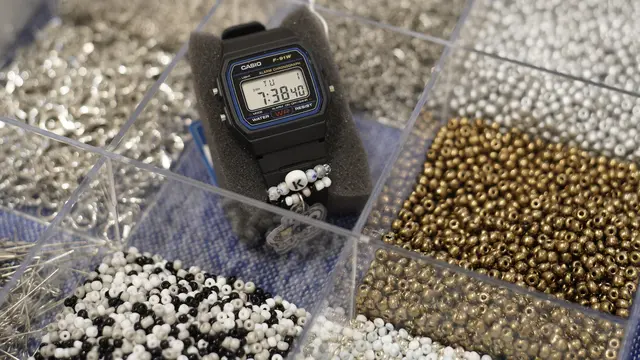 Kolaborasi Perdana Kopi Tuku x Casio, Jadikan Kedai Kopi Tempat Jualan Jam Tangan