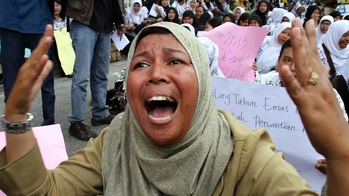 Hari Guru Sedunia: Kisah Miris Guru Honorer Diabadikan Lewat Meme