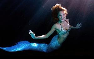 Kerja Unik jadi Putri Duyung