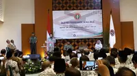 Dialog publik pendidikan nasional bersama Wapres Jusuf Kalla di Gedung PGRI, Tanah Abang, Jakarta Pusat. (Merdeka.com/ Intan Umbari Prihatin)