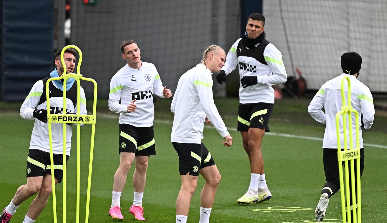 Bagi Haaland, Bayern Munchen bukan lawan yang asing lagi. Haaland pernah bermain untuk Borussia Dortmund di Bundesliga. Jadi, duel melawan Bayern bukan hal yang asing bagi pemain berusia 22 tahun tersebut. (AFP/Paul Ellis)