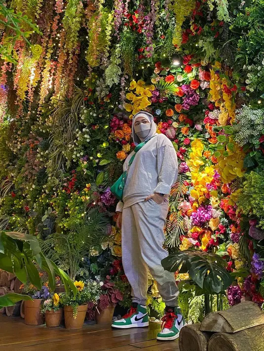 Selanjutnya, Astrid menceritakan perkataan dokter yang menanganinya. Di tengah pandemi seperti sekarang dianjurkan untuk tidak diet karena bisa berpengaruh terhadap naik turunnya mood seseorang. (Instagram/astridkuya)