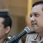 Kabagpenum Polri Brigjen Rikwanto memberi keterangan pers terkait penangkapan terduga teroris Jatiluhur di Jakarta, Senin (26/12). Tim Densus 88 menyergap 4 teroris 2 pelaku ditembak mati dan 2 pelaku ditangkap hidup-hidup. (Liputan6.com/Faizal Fanani)