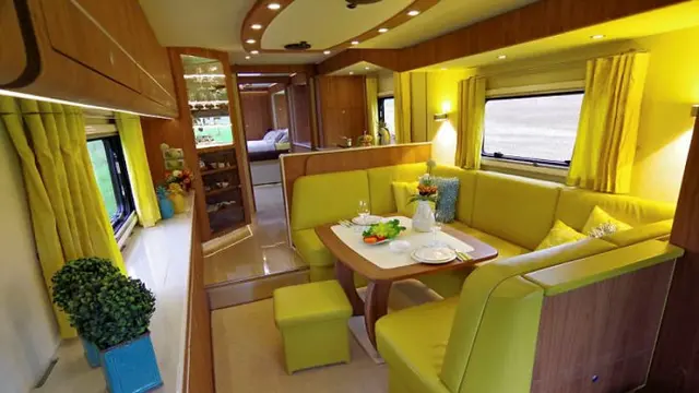 Mobil Rumah Paling Mewah, Bak Hotel Bintang 5 Berjalan