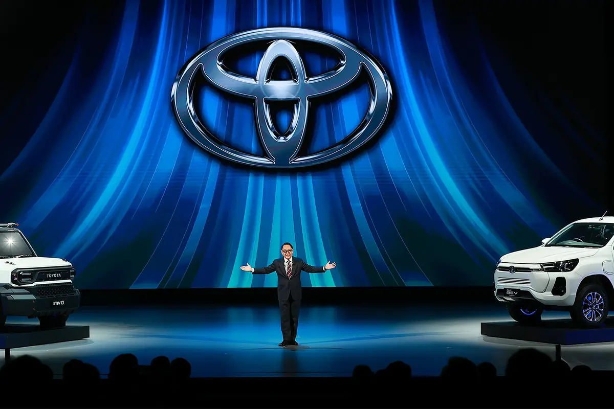 Toyota Pamer Hilux Listrik di Thailand (Carscoops)