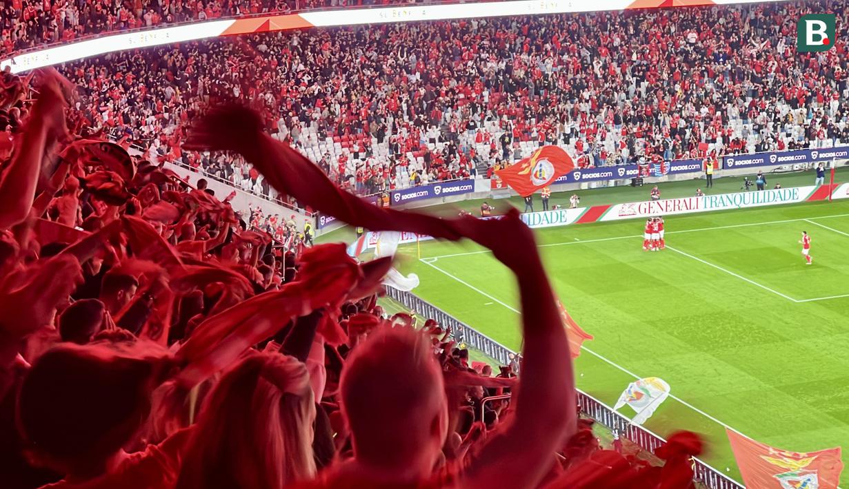 Angel Di Maria tampil luar biasa pada laga tersebut. Tampil sebagai starter, pria berkebangsaan Argentina itu berhasil membuka keran gol pada menit kedua. (Bola.com/Bagaskara Lazuardi)