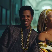 Beyonce pakai anting karya desainer Rinaldy Yunardi. (Instagram/rinaldyyunardi)