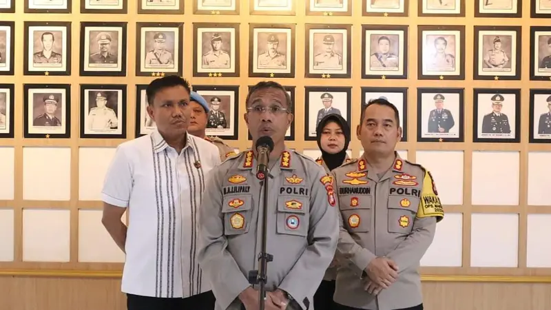 Kapolres Metro Jakarta Timur Kombes Pol Nicolas Ary Lilipaly