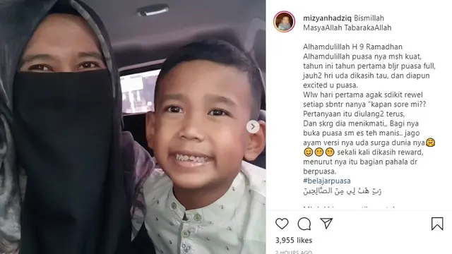 Mantan istri UAS, Mellya Juniarti bersama putranya (Foto: Instagram/@mizyanhadziq)