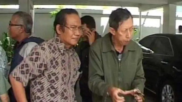 [VIDEO] SPBU `Diserbu` Pengguna RFID