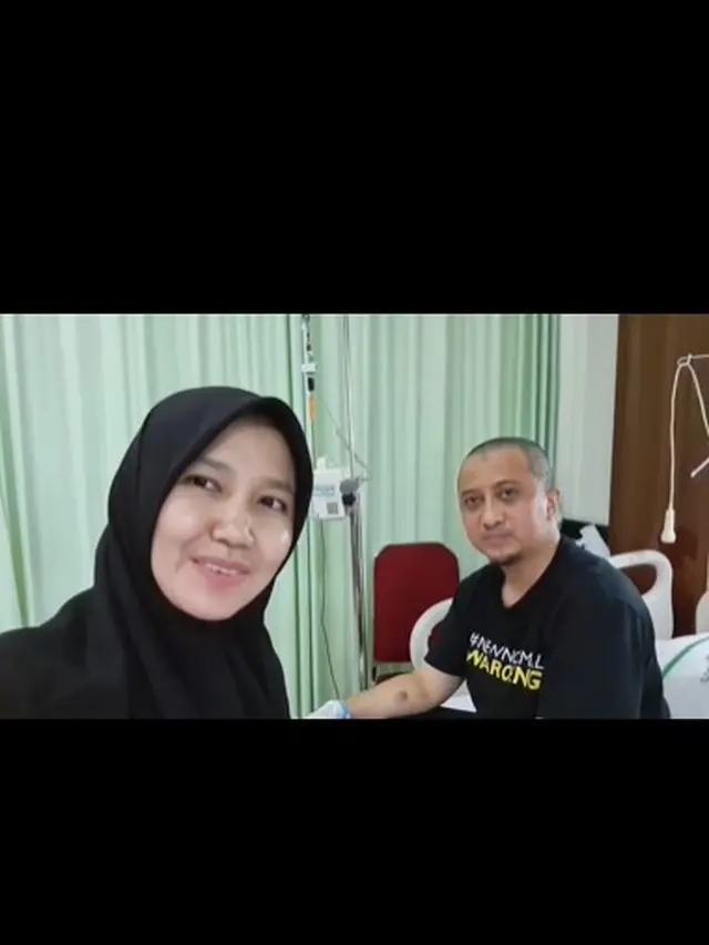 Ustaz Yusuf Mansur bersiap jalani transfusi darah (https://www.instagram.com/p/CRnob5RjSM1/)