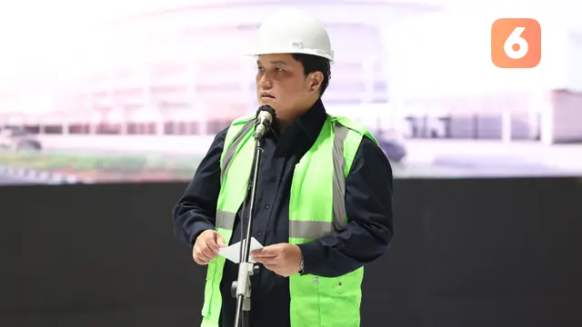 Foto: Presiden Jokowi Resmikan Tutup Atap sebagai Tahap Akhir Pembangunan Indoor Multifunction GBK