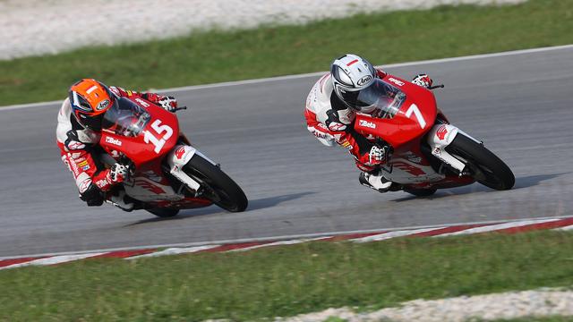 Reykat Fadillah dan Veda Ega Pratama