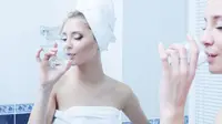 Jangan Pernah Minum Pakai Gelas Kamar Hotel, Ini Alasannya