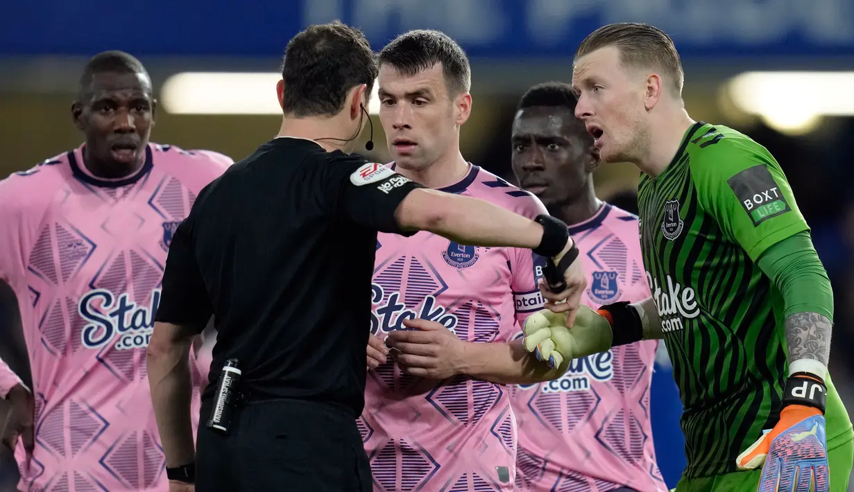 Bagi Everton, hasil imbang melawan Chelsea bernilai besar untuk perjuangan mereka lolos dari degradasi. (AP Photo/Kirsty Wigglesworth)