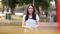 Kehadiran mereka pun disambut begitu meriah oleh para fans di Indonesia.