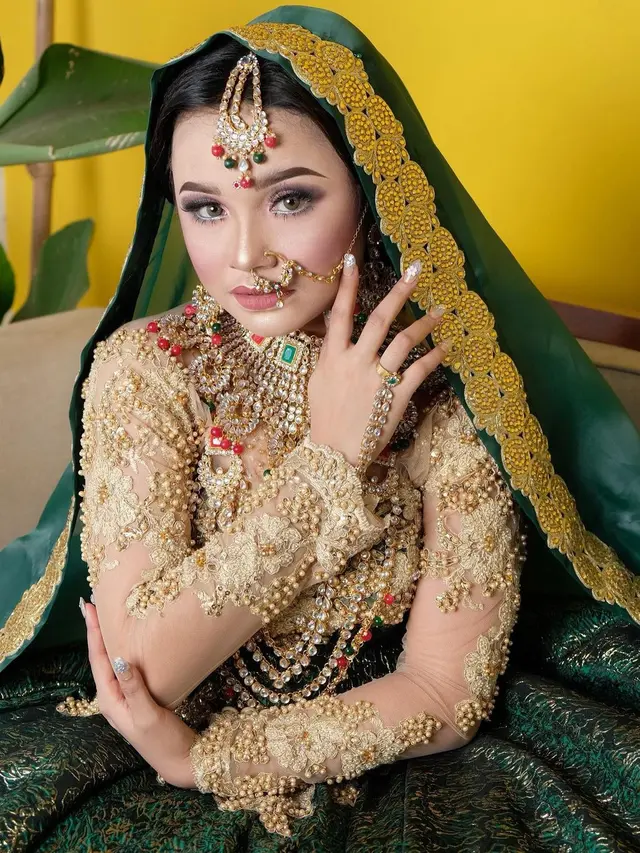 6 Potret Tasya Rosmala Bergaya ala India, Tampil Memesona