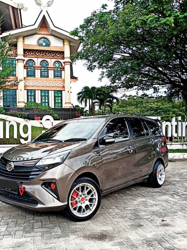 Modifikasi Sigra (Instagram/@sigra_alien)