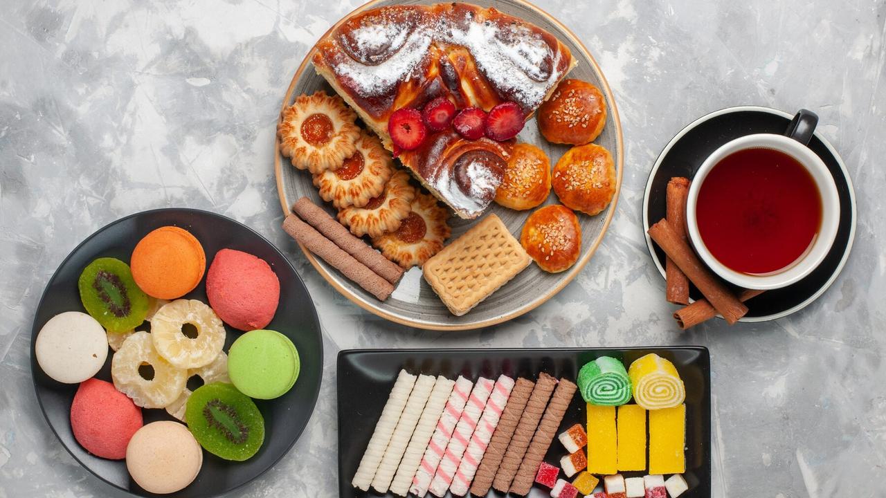 Ilustrasi makanan manis/freepik.com/KamranAydinov