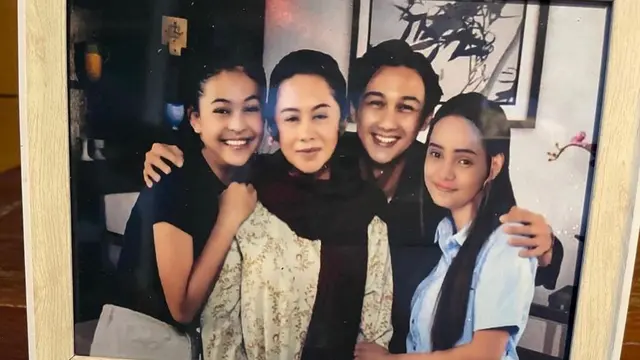Potret 6 Aktor Bareng Adik Perempuannya di Sinetron, Bak Saudara Kandung