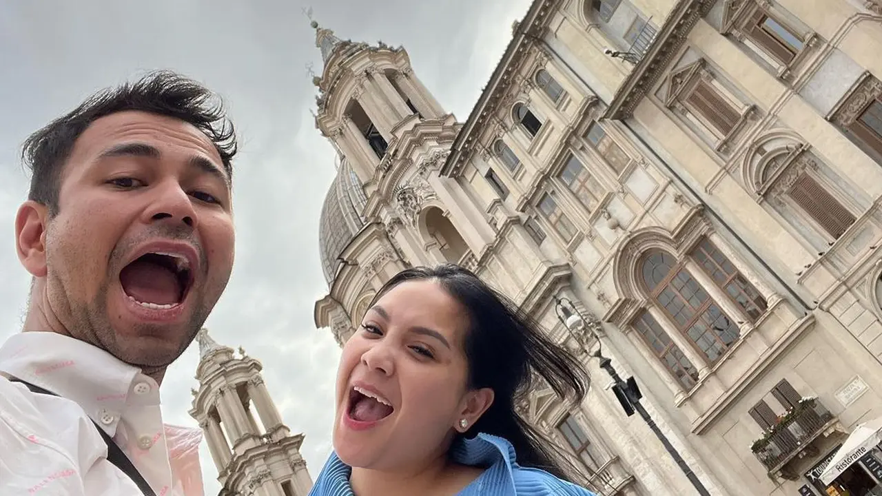 Raffi Ahmad dan Nagita Slavina liburan di Roma, Italia (Foto: Instagram @raffinagita1717)