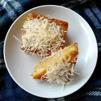 Ilustrasi roti gabin goreng isi vla/Shutterstock.com/PurMoon