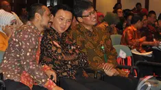 Ketua KPK Abraham Samad dan Basuki Tjahaja Purnama saat menghadiri Seminar Pencegahan Korupsi, Jakarta, Kamis (6/11/2014) (Liputan6.com/Herman Zakharia) 