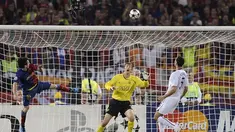Berikut video 10 gol terbaik Lionel Messi di Liga Champions. Sundulan kepala La Pulga ke gawang Manchester United pada final Liga Champions 2008/2009 menjadi gol terbaik.