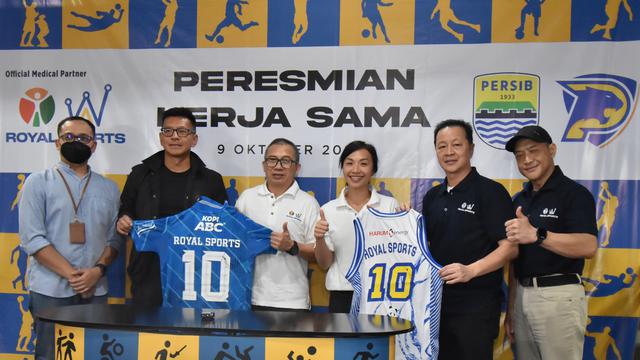Kerjasama.Persib dan Prawira bersama Royal Sports
