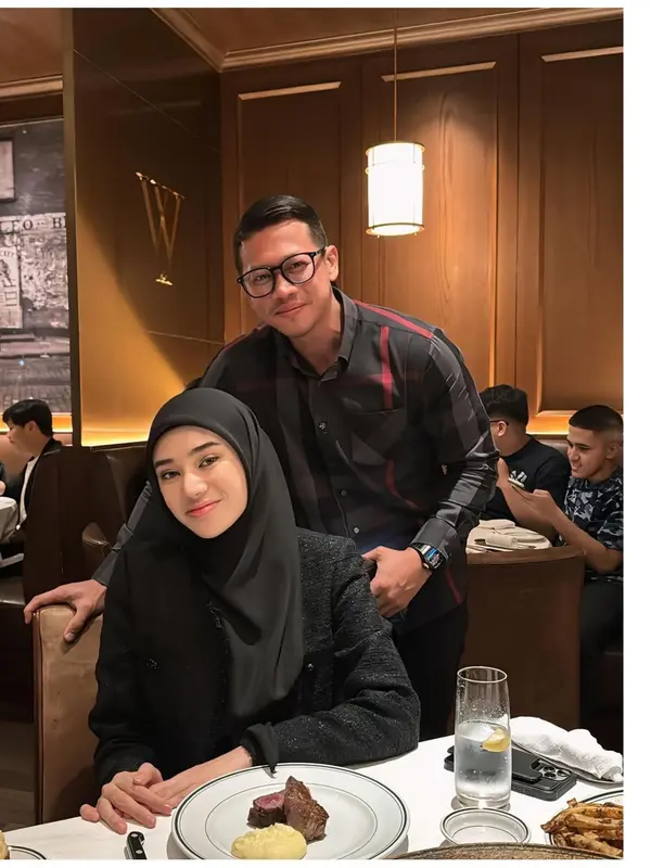 Potret Clara Shinta dan suami yang kini dikabarkan pisah rumah usai 2 bulan menikah. [IG: @i_am_lxa]