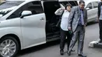 Pengacara Abdul Aziz alias Daeng Aziz, Razman Arif Nasution tiba di Polda Metro, Jakarta, Rabu (24/2).  Aziz akan diperiksa terkait bisnis prostitusi serta keberadaan minuman keras dan ratusan senjata tajam di kafenya. (Liputan6.com/Yoppy Renato)