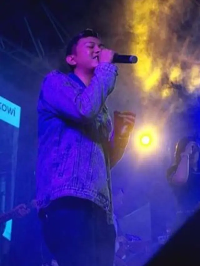 Borong 5 Piala di Anugerah Dangdut Indonesia 2021, Ini 6 Transformasi Denny Caknan