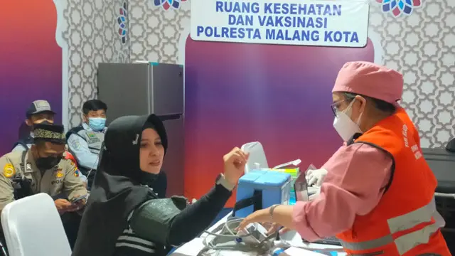 Ada Layanan Vaksinasi Booster dan Tes Antigen di Posyan Stasiun Baru Malang