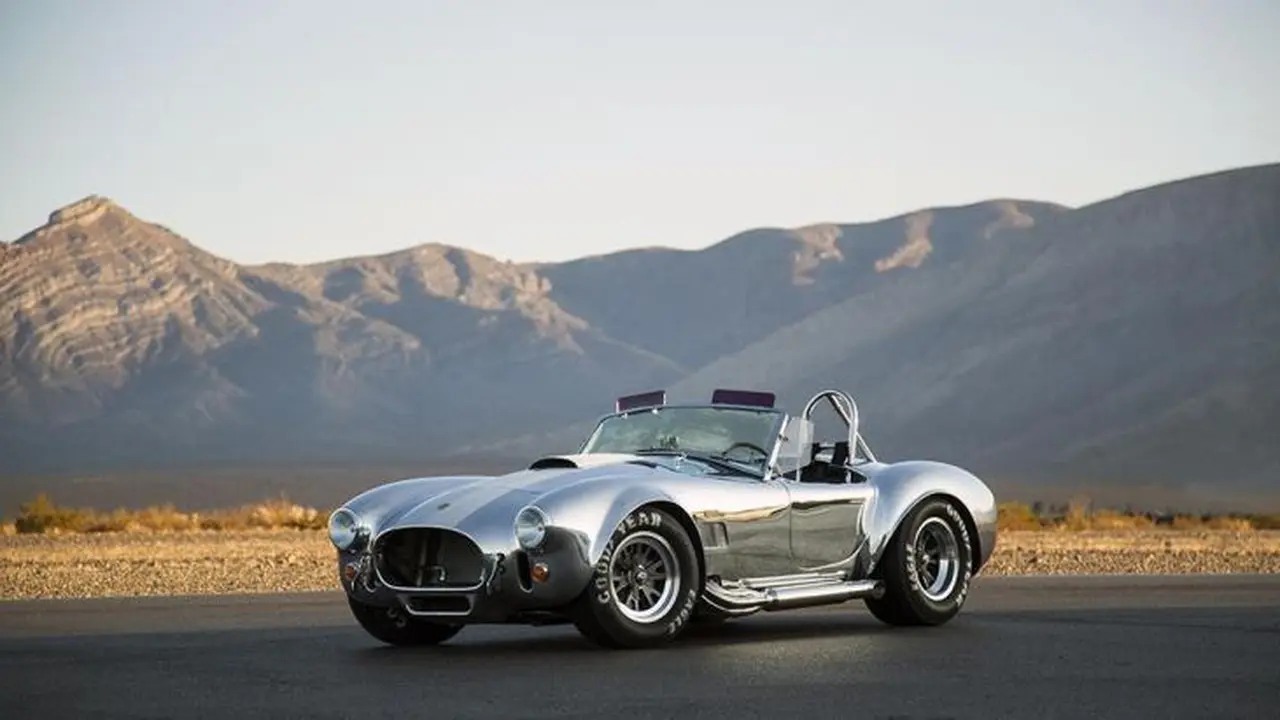 50 Unit Bodi 427 Cobra Tandai Ulang Tahun Shelby America