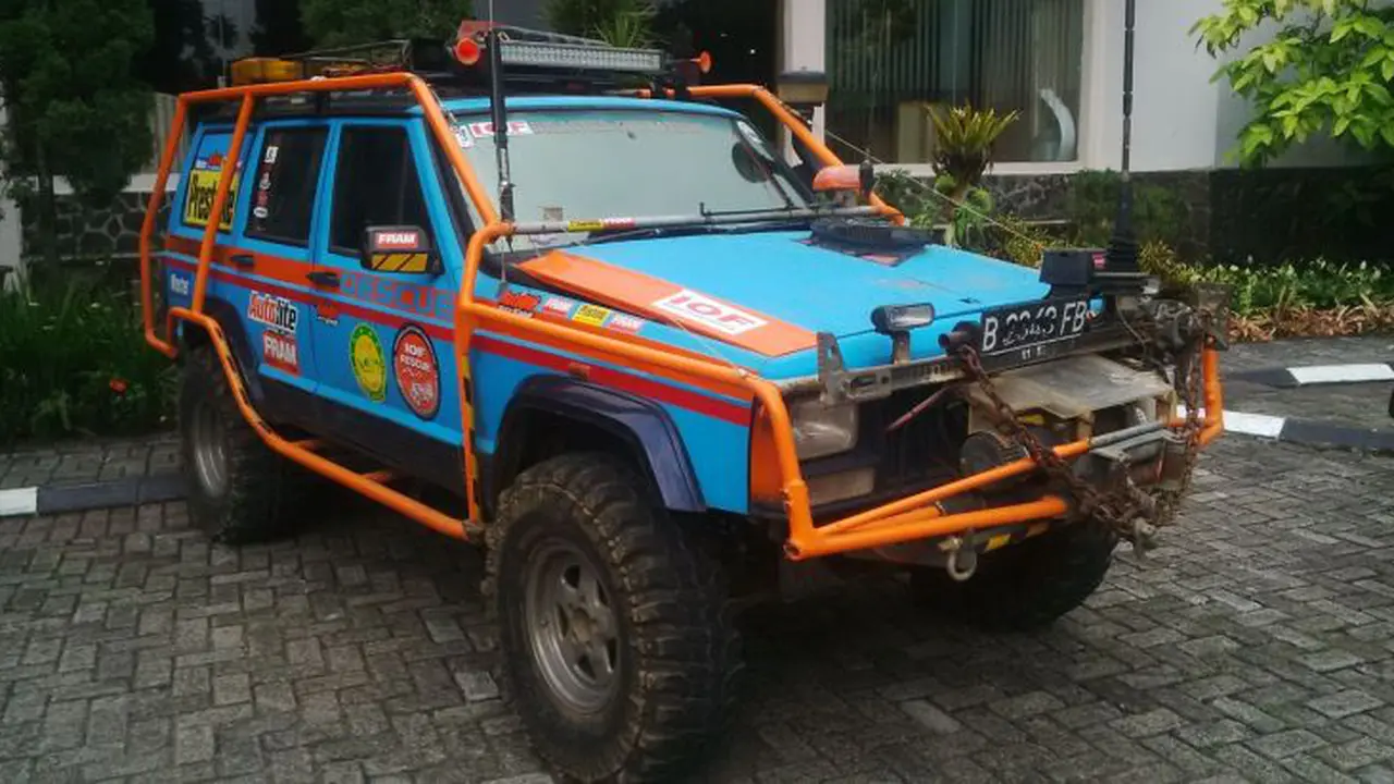 Offroader Laskar Terdepan Tanggulangi Bencana