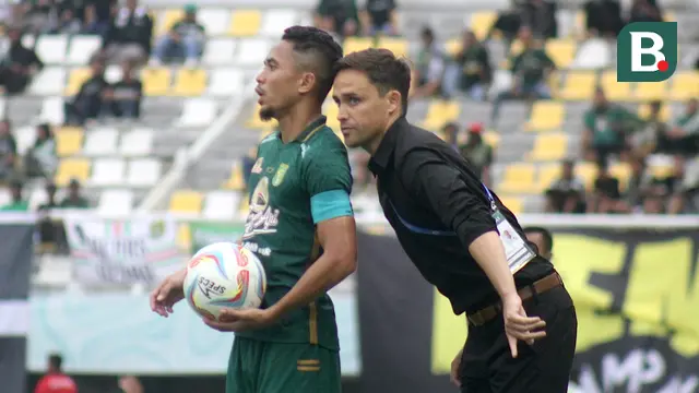 Pelatih Persebaya Surabaya, Paul Munster.