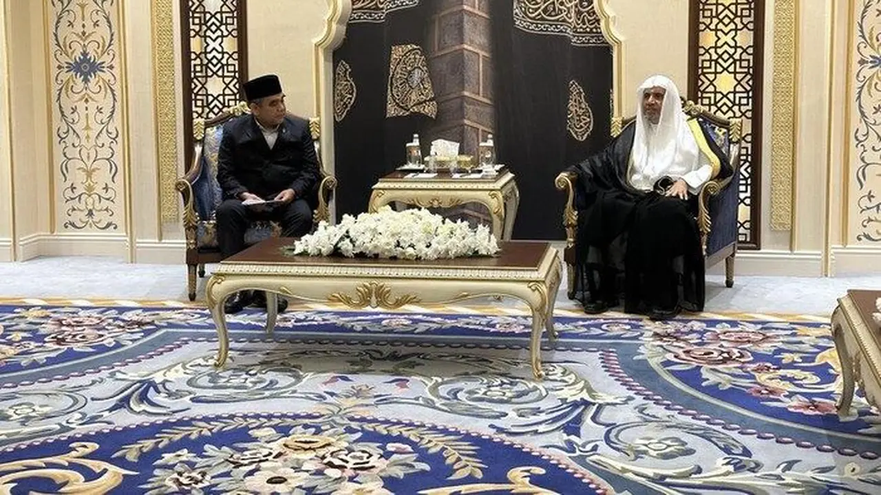 Ketua MPR Ahmad Muzani menyambangi kantor Liga Muslim Dunia di Mekkah, Arab Saudi.