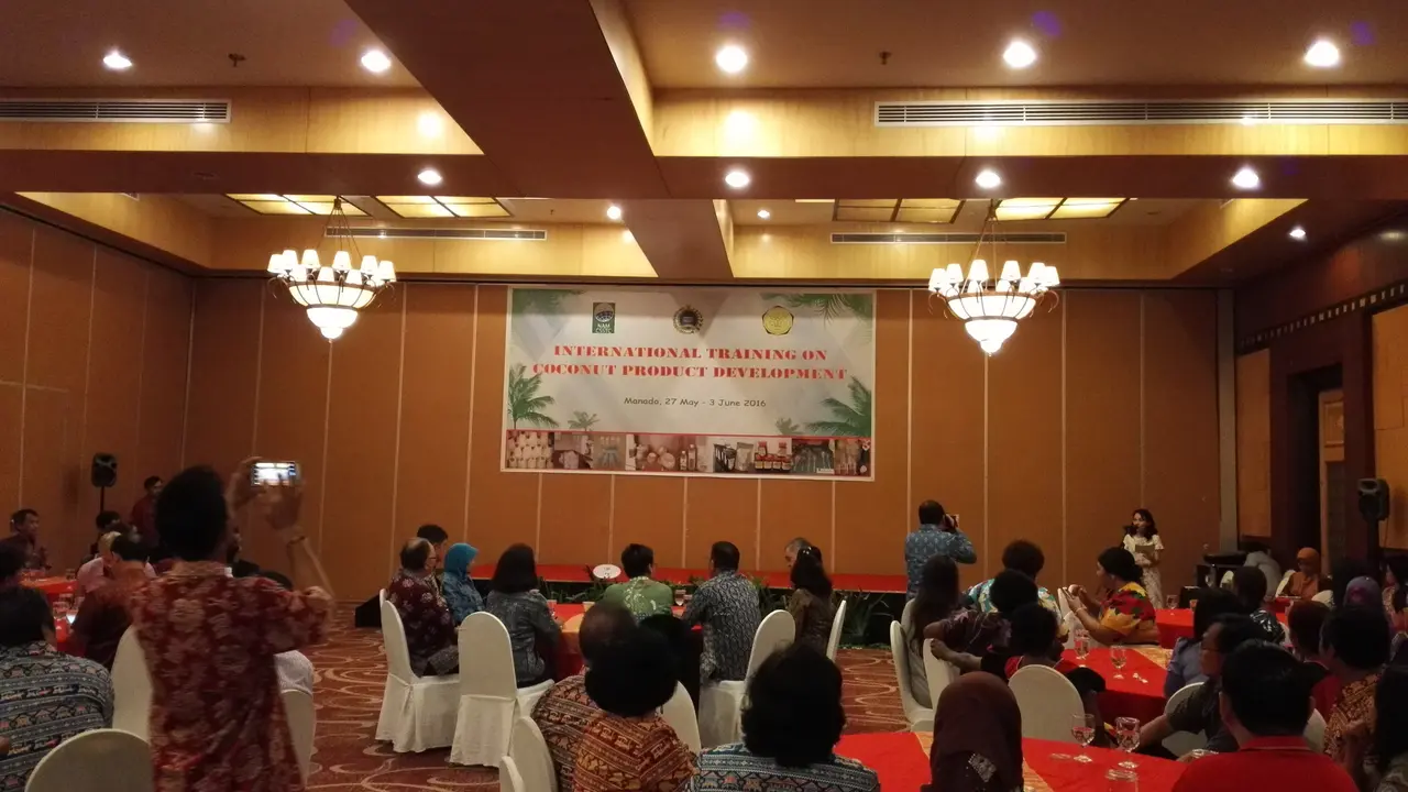 Kemlu Gandeng 13 Negara Melanesia Kembangkan Komoditas Kelapa