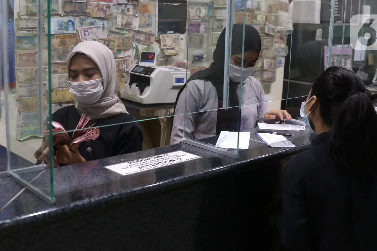 Rupiah Melemah 0,14 Persen