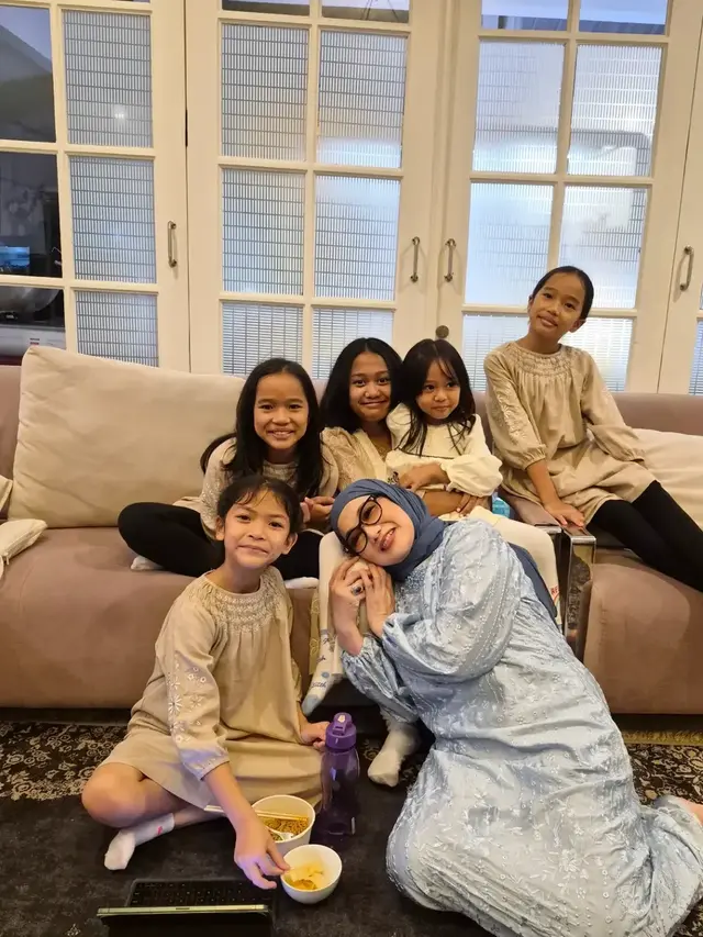 Potret Ruang Keluarga di Rumah Reza Artamevia (Foto: Instagram @rezaartameviaofficial)