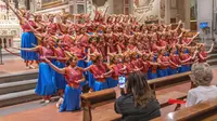 Kelompok paduan suara anak asal Indonesia,&nbsp;The Resonanz Children's Choir, ketika tampil di Leonardo Da Vinci International Choral Festival di kota&nbsp;kota Firenze, Italia, 14 Juli 2023. (dok. TRCC)