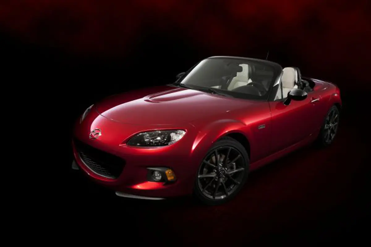 Mazda MX-5 Miata Edisi Ulang Tahun Dijual Hanya 100 Unit