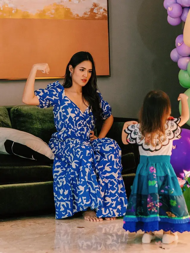 7 Momen Ulang Tahun ke-3 Zalina Anak Raisa dan Hamish Daud, Seru Banget
