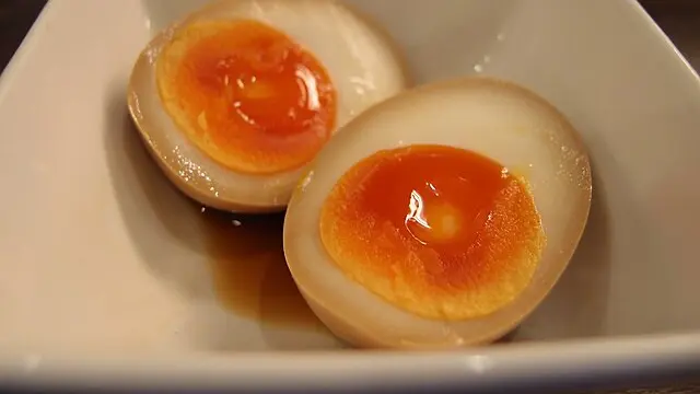 Telur Marinasi