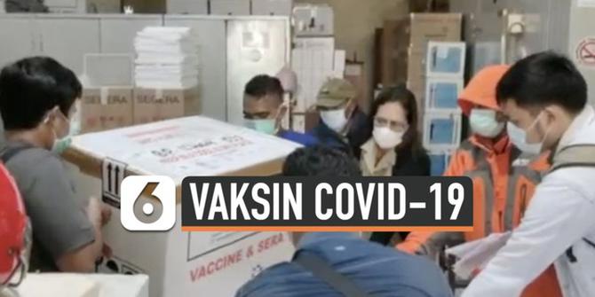 VIDEO: Lebih Dari 14 Ribu Dosis Vaksin Covid-19 Sinovac Tiba di Papua